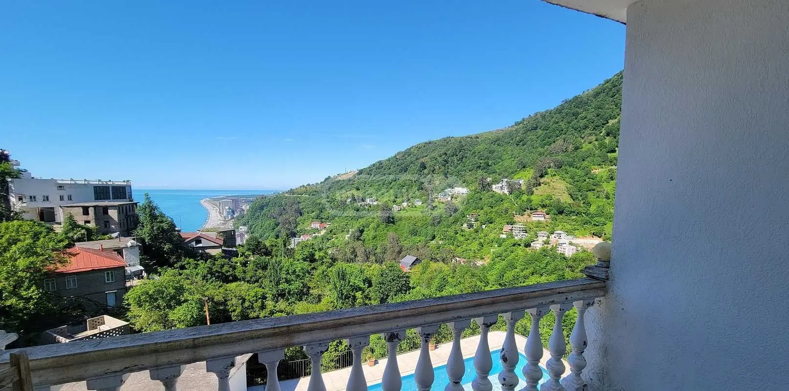 8 Room Hotel For Sale view 2