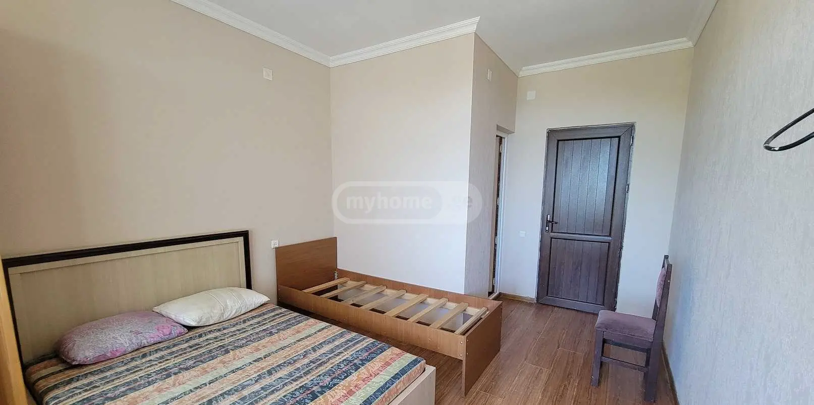 8 Room Hotel For Sale view 7