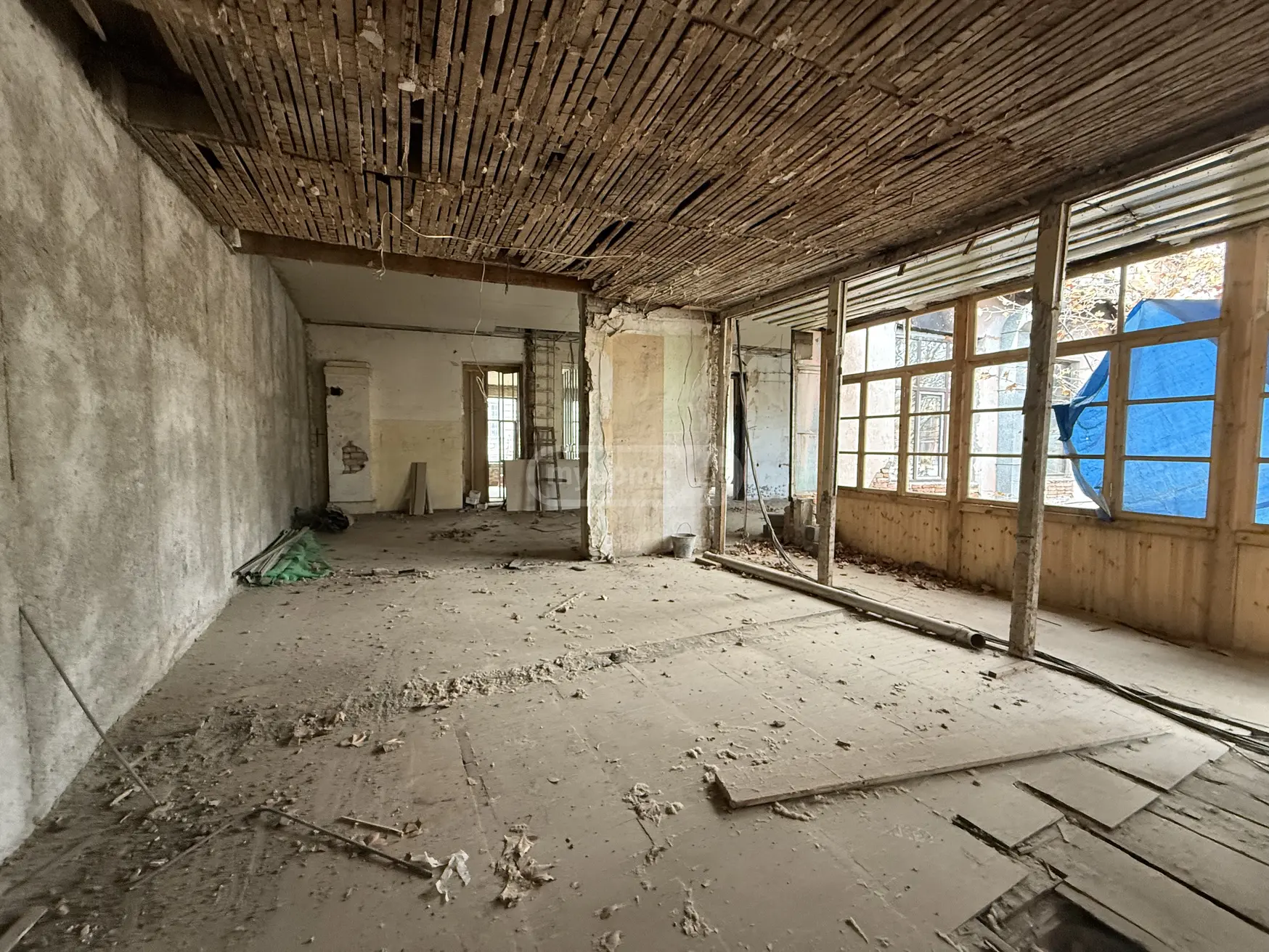 Universal Commercial Area For Sale In Sololaki view 17