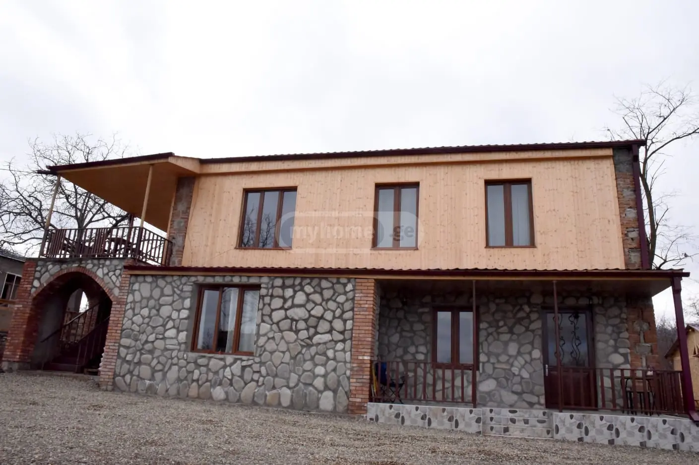 5 Room Private House For Rent In Telavi view 1