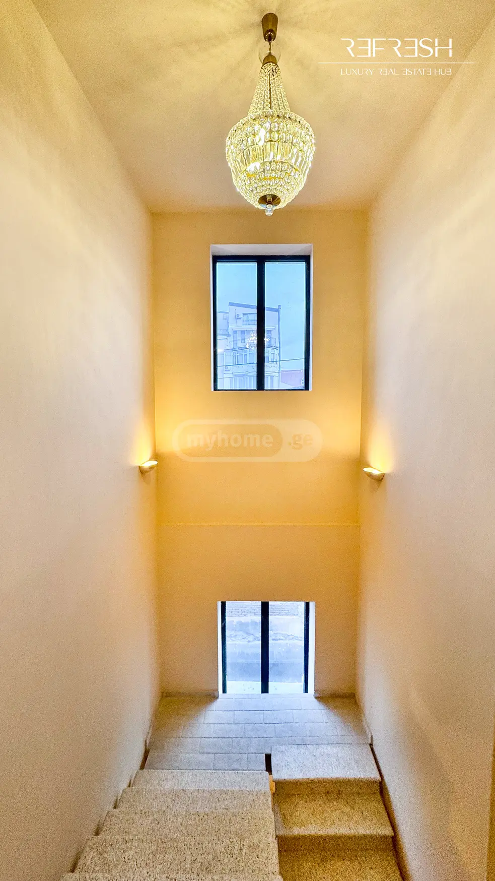 10+ Room Hotel For Sale In Vera view 3