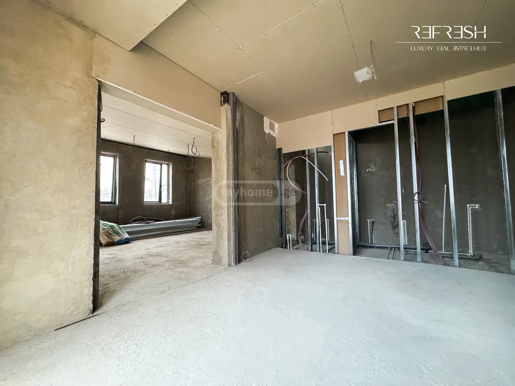 Full Building Commercial Area For Sale In Vera view 10