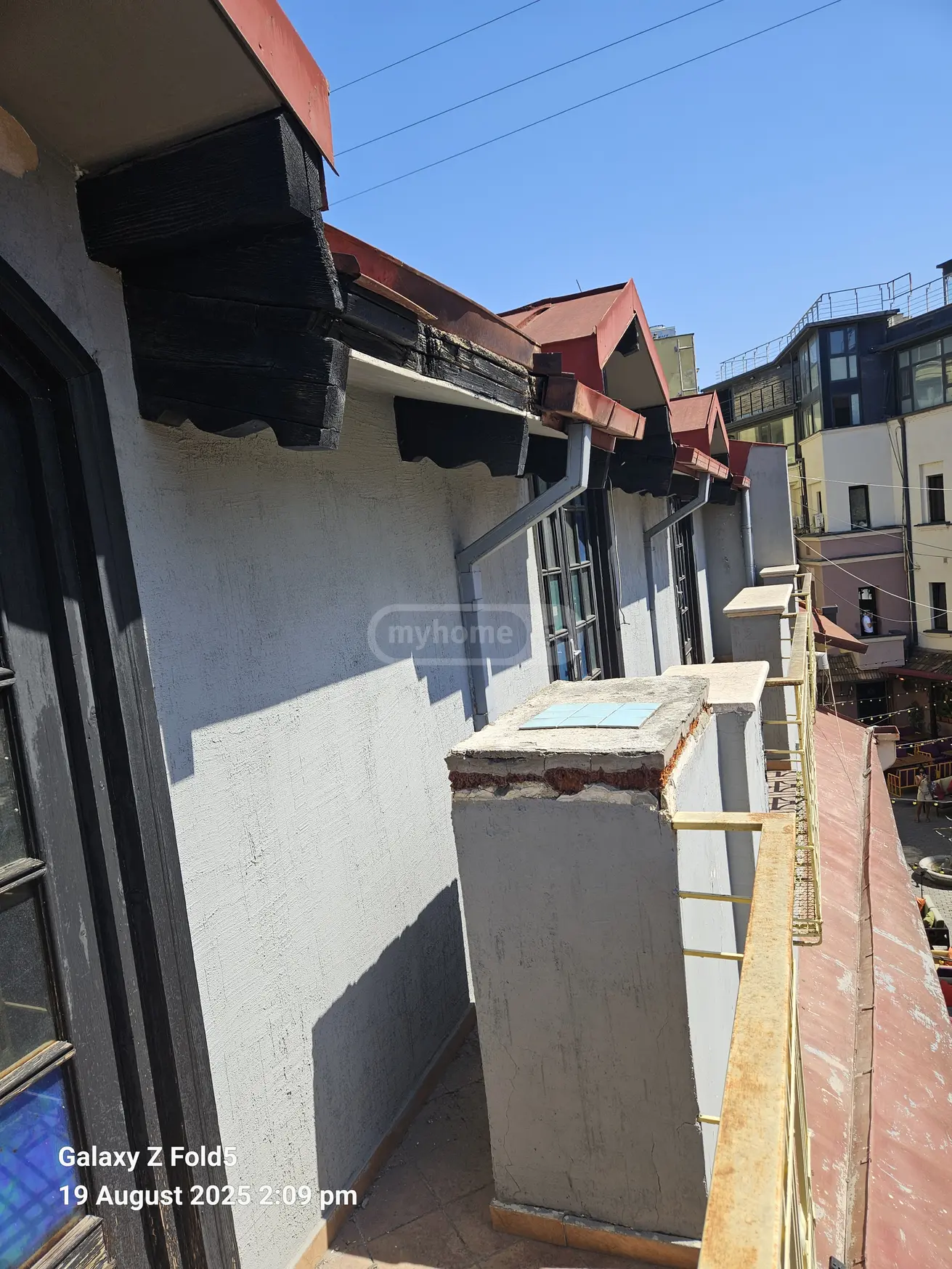 Full Building Commercial Area For Sale In Sololaki view 8
