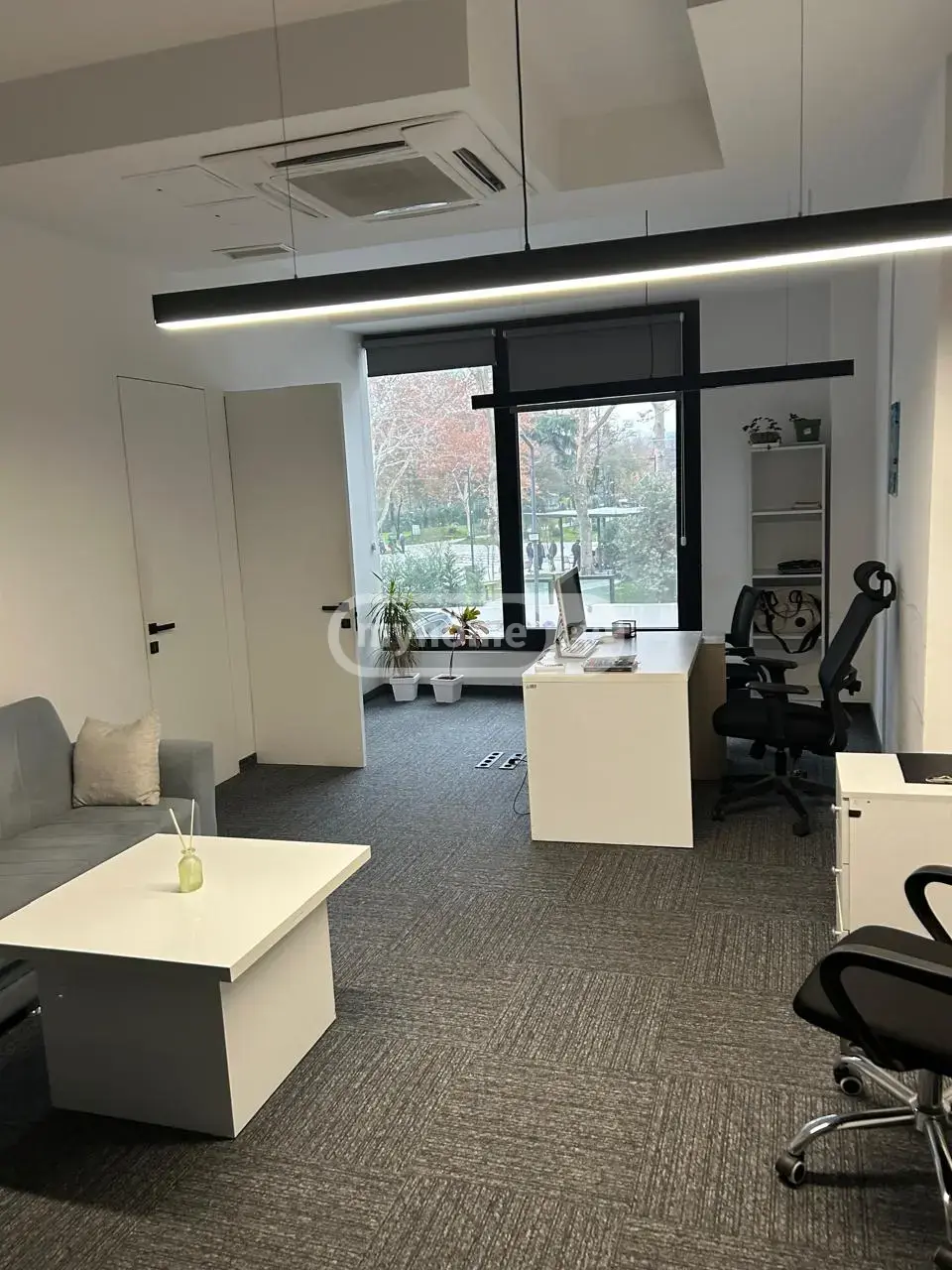Office Commercial Area For Sale In Vera view 2
