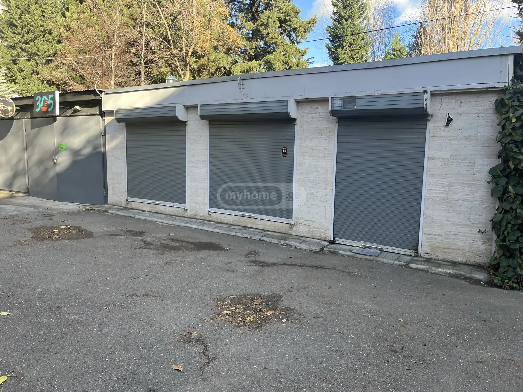 Universal Commercial Area For Sale In Digomi view 1