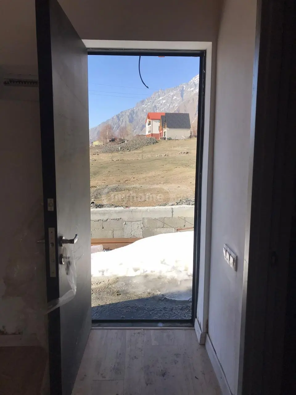 6 Room Hotel For Sale view 3