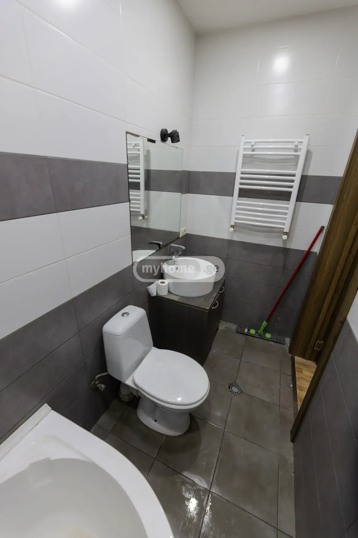 5 Room Private House For Rent In Didube view 10