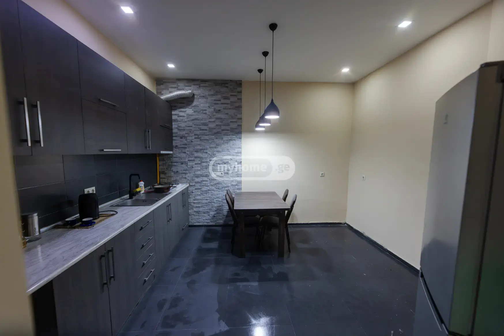 5 Room Private House For Rent In Didube view 7