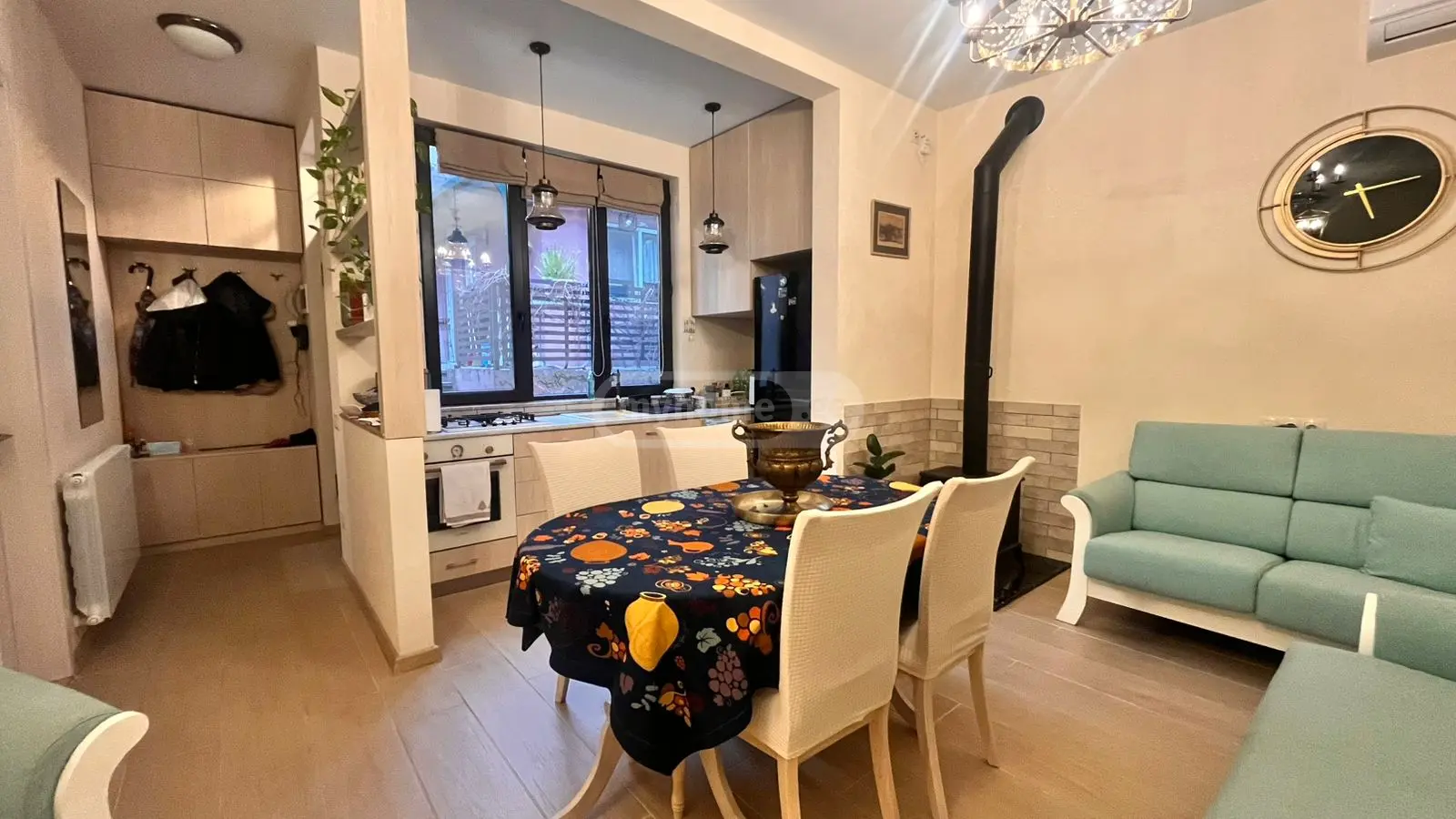 3 Room Private House For Rent In Vake view 5