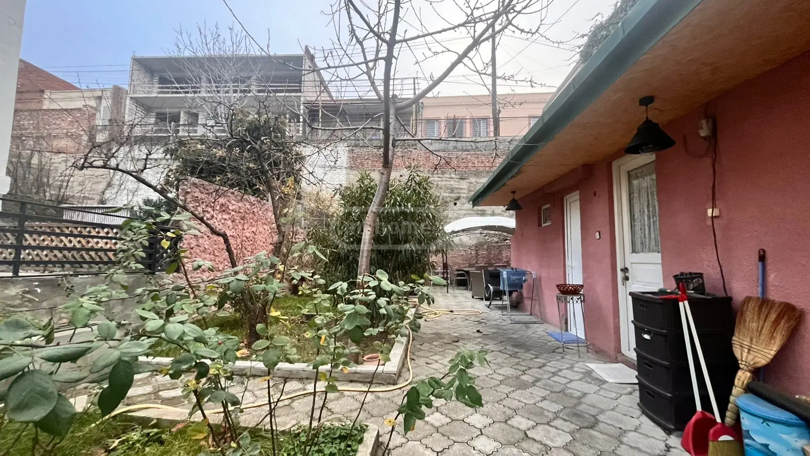 3 Room Private House For Rent In Vake view 12