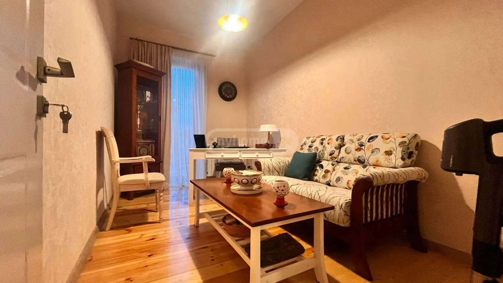 3 Room Private House For Rent In Vake view 9