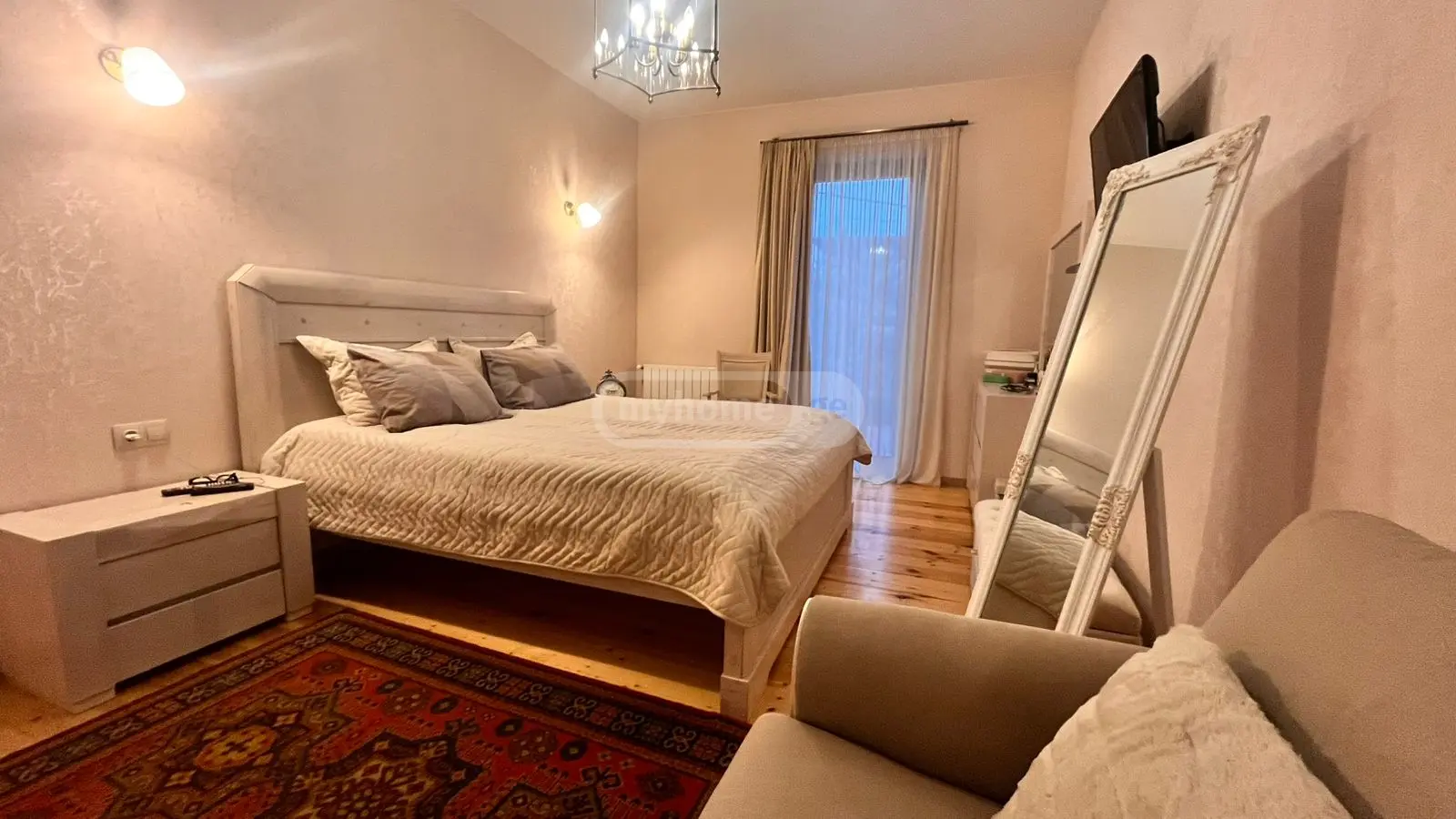 3 Room Private House For Rent In Vake view 7