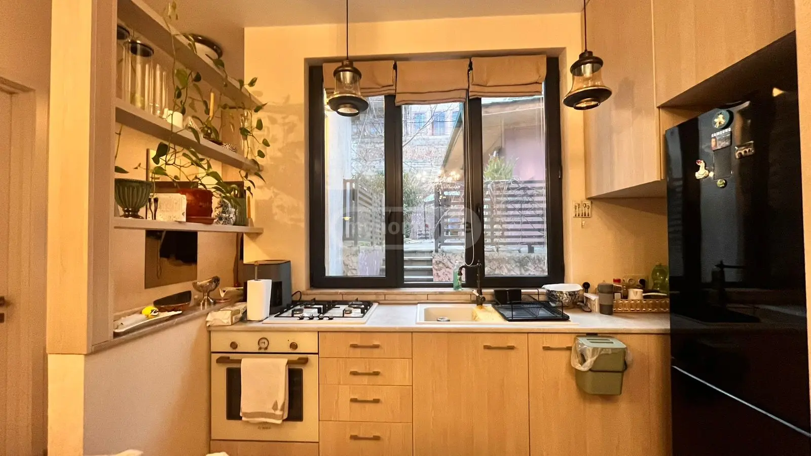 3 Room Private House For Rent In Vake view 1