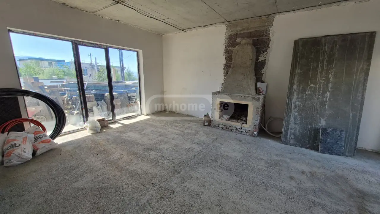 6 Room Country House For Sale view 9