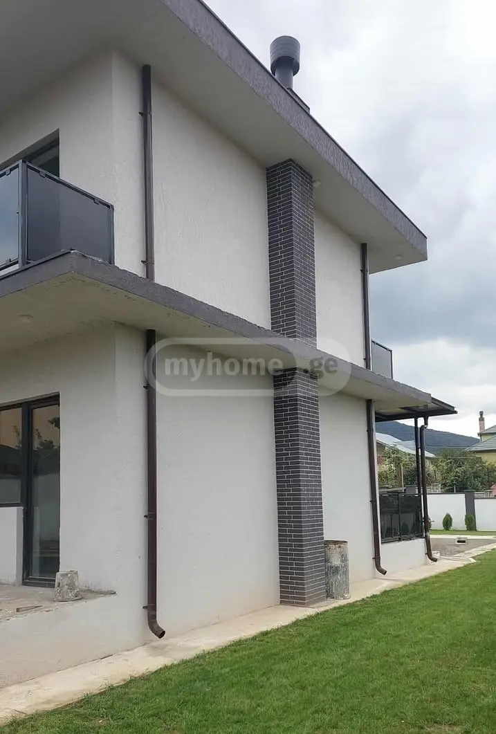 6 Room Country House For Sale view 7