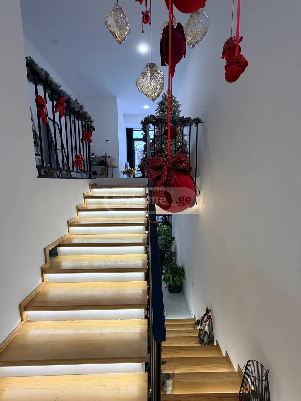 5 Room Private House For Rent In Krtsanisi view 4