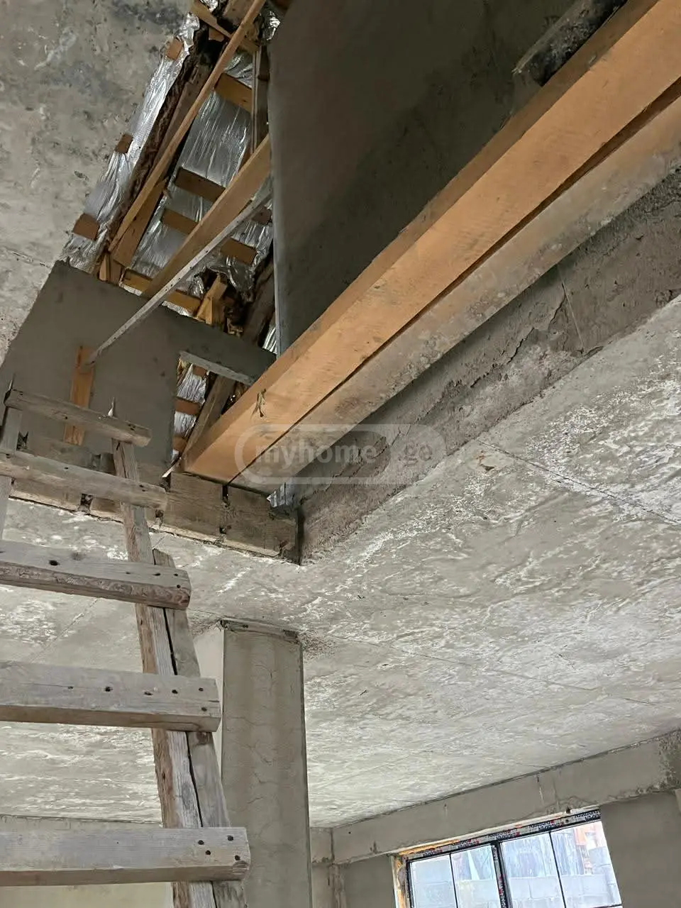 5 Room Private House For Sale view 3