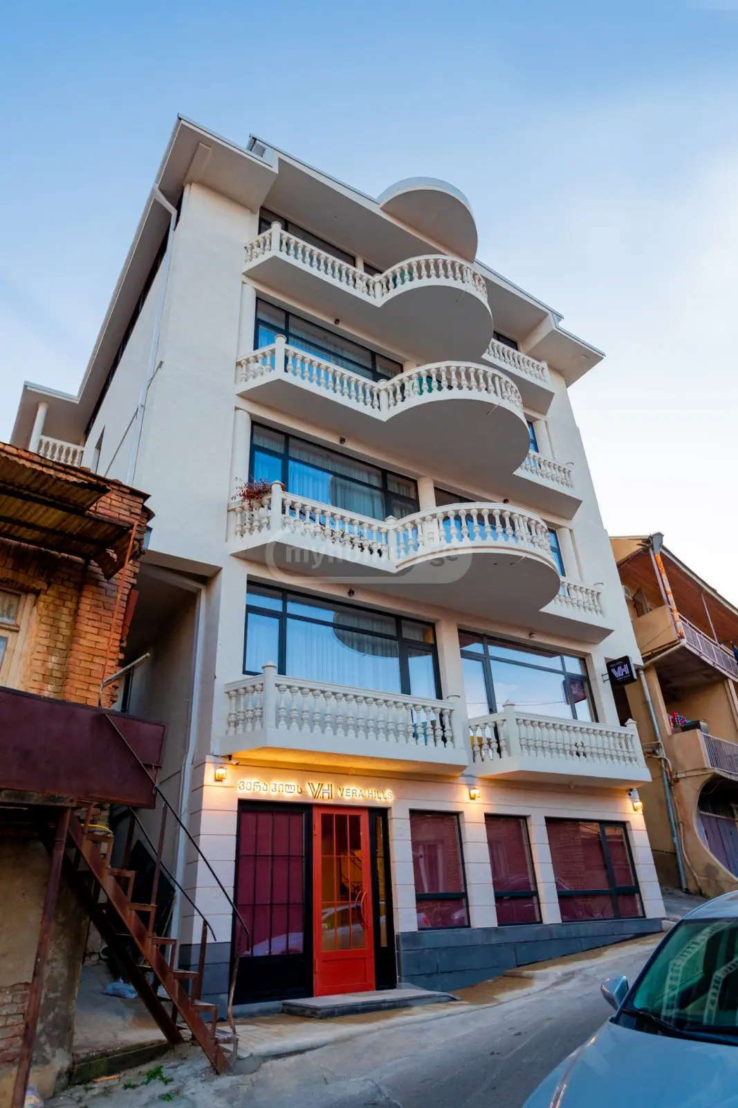 10+ Room Hotel For Sale In Vera view 13