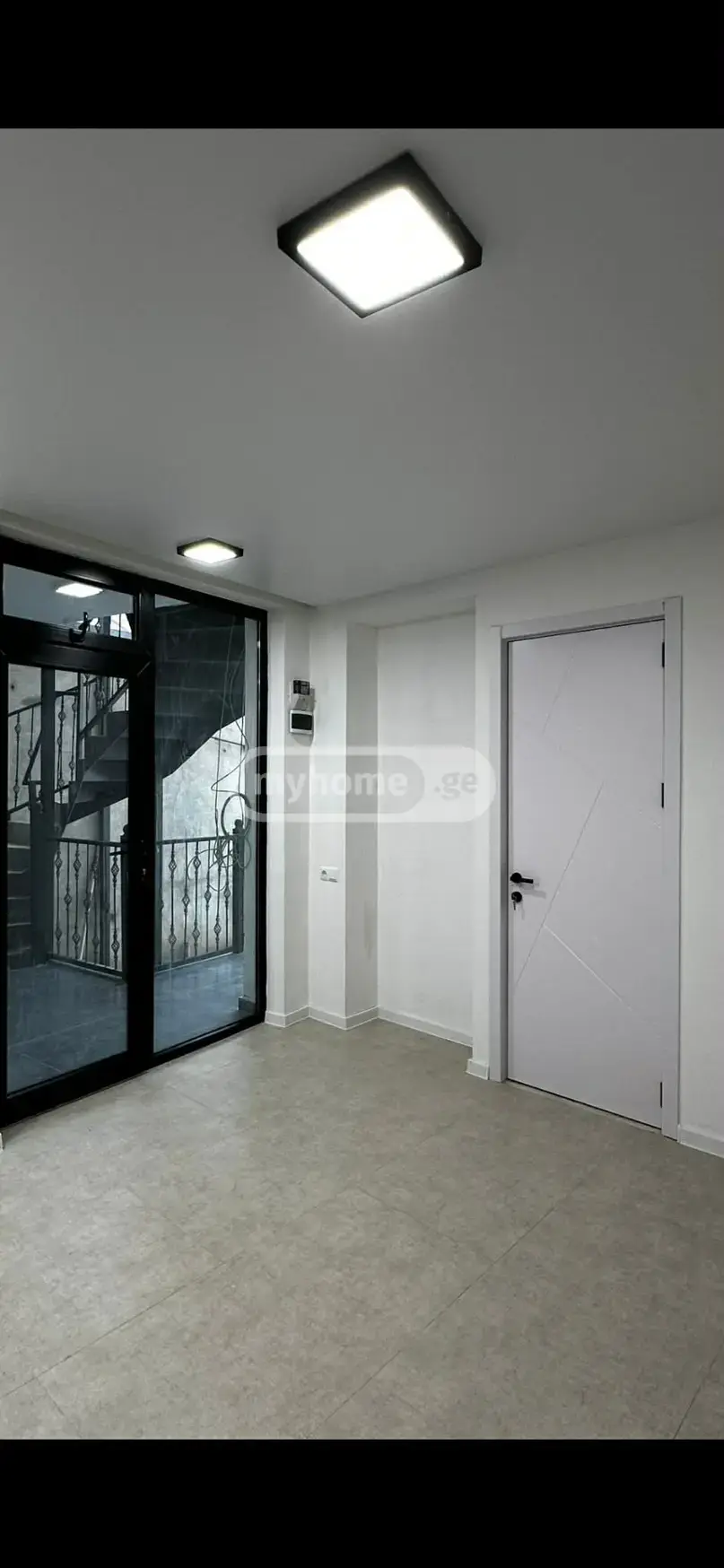 10+ Room Private House For Rent In Avlabari view 5