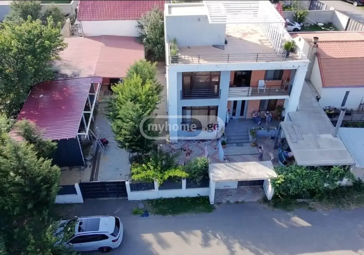 8 Room Private House For Rent In Varketili view 1