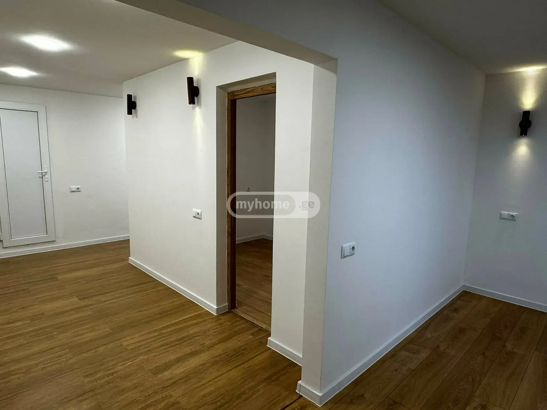 10+ Room Private House For Rent In Avlabari view 7