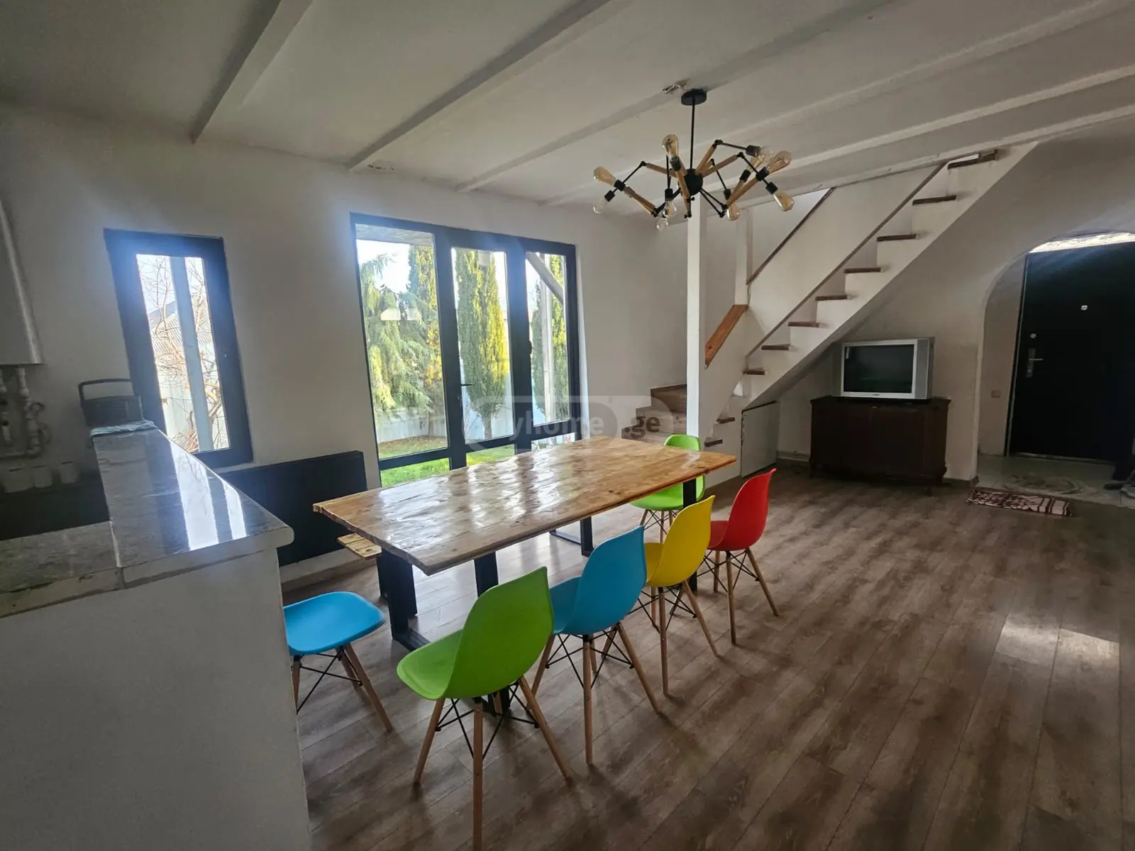 6 Room Country House For Rent In Tskneti view 1