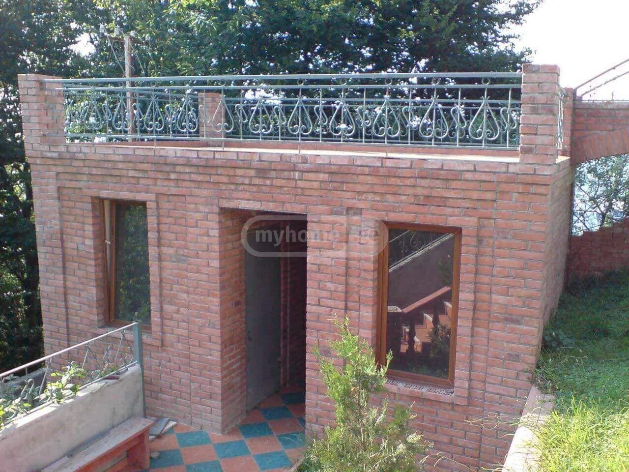 5 Room Private House For Sale view 8
