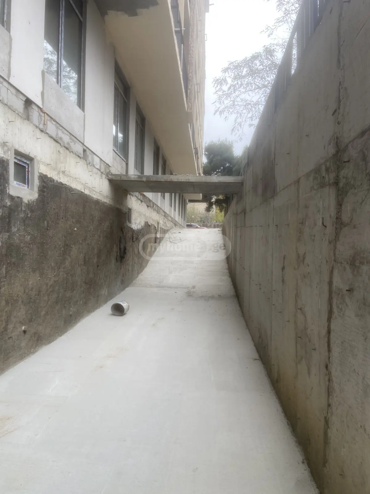 Warehousing Commercial Area For Sale In Isani view 9