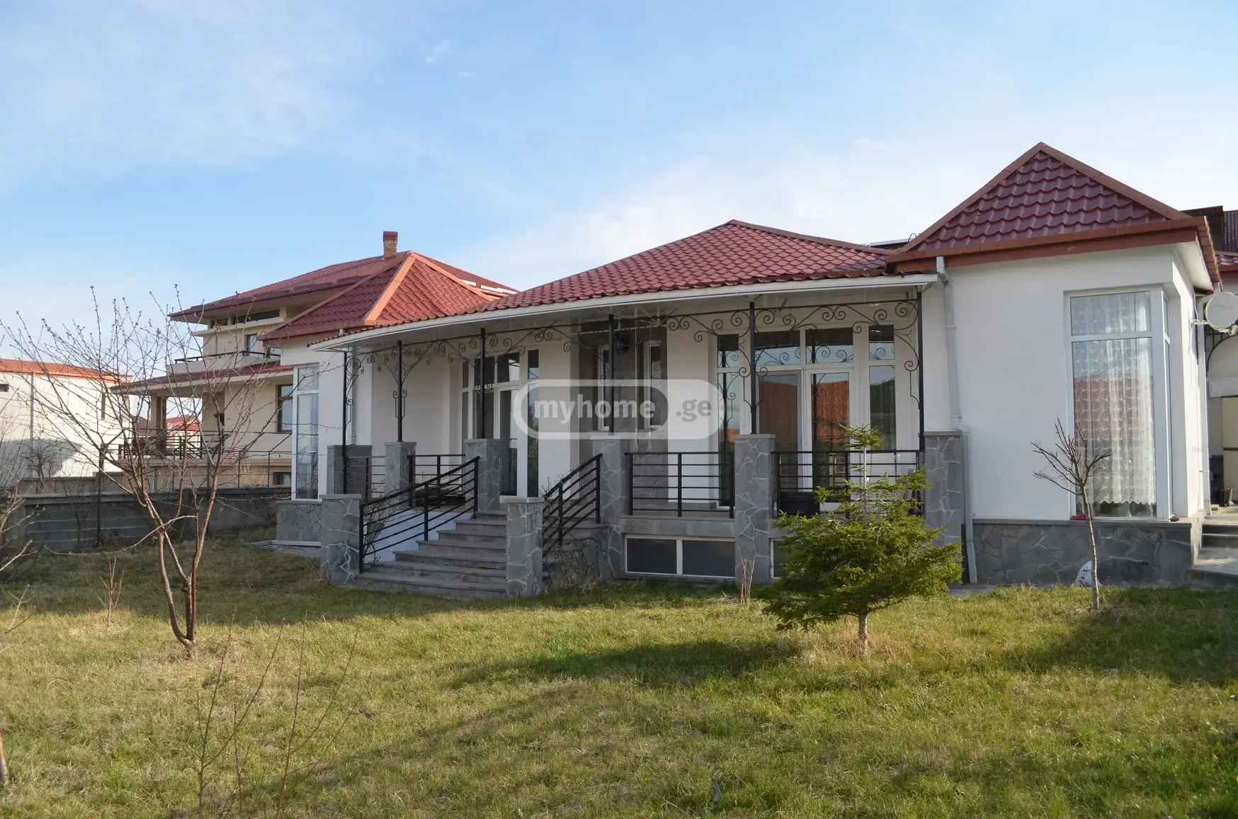 6 Room Private House For Rent In Mtatsminda view 1