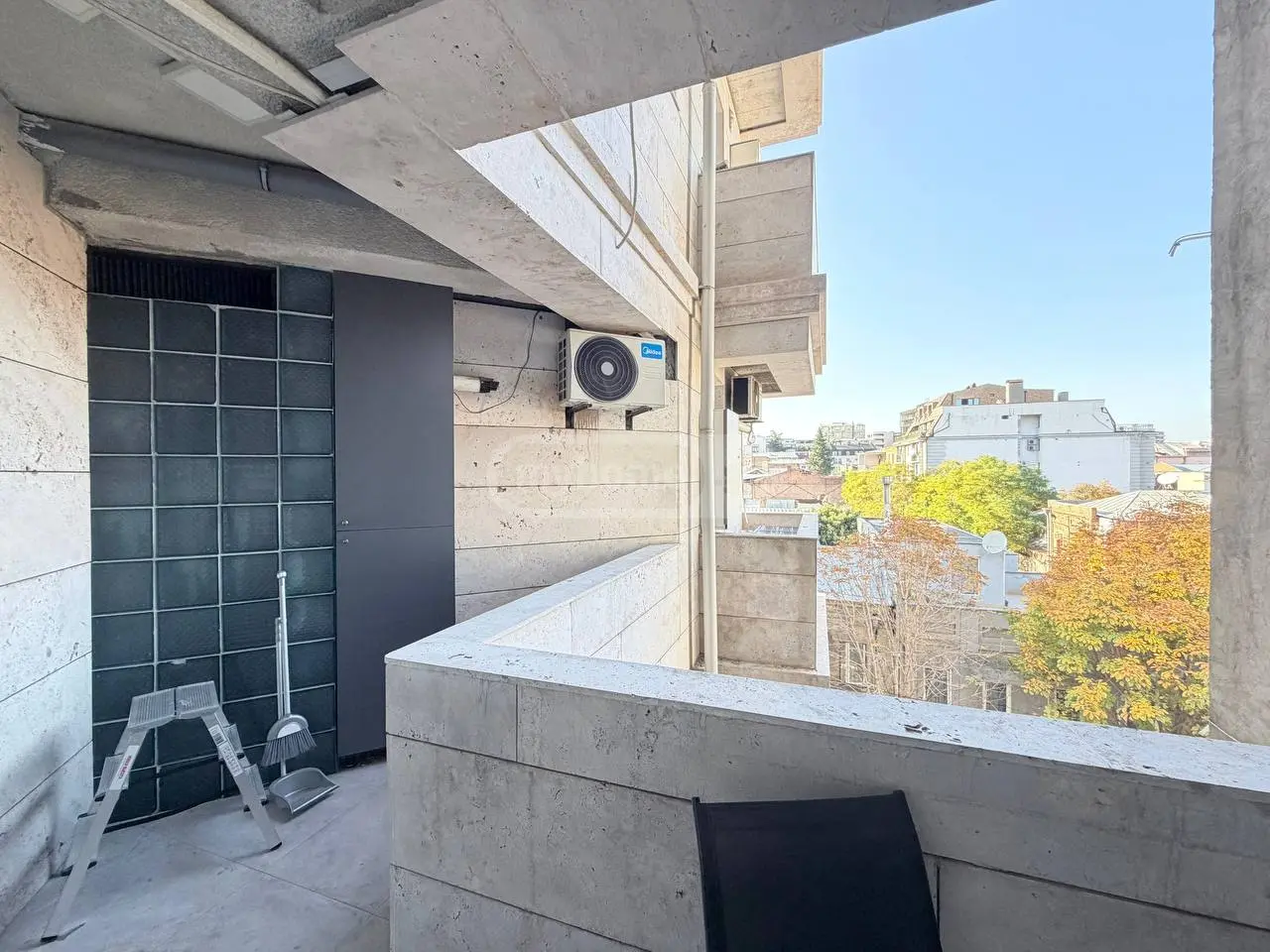 2 Room Apartment For Rent In Vera view 12