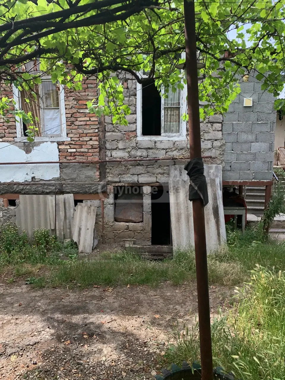 4 Room Private House For Sale view 6