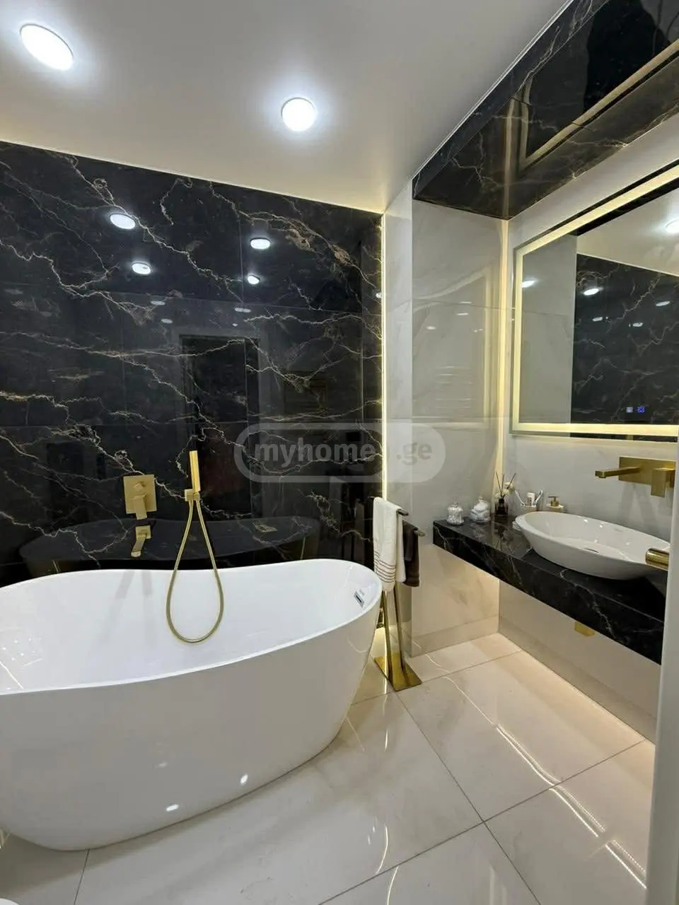 4 Room Apartment For Sale view 9