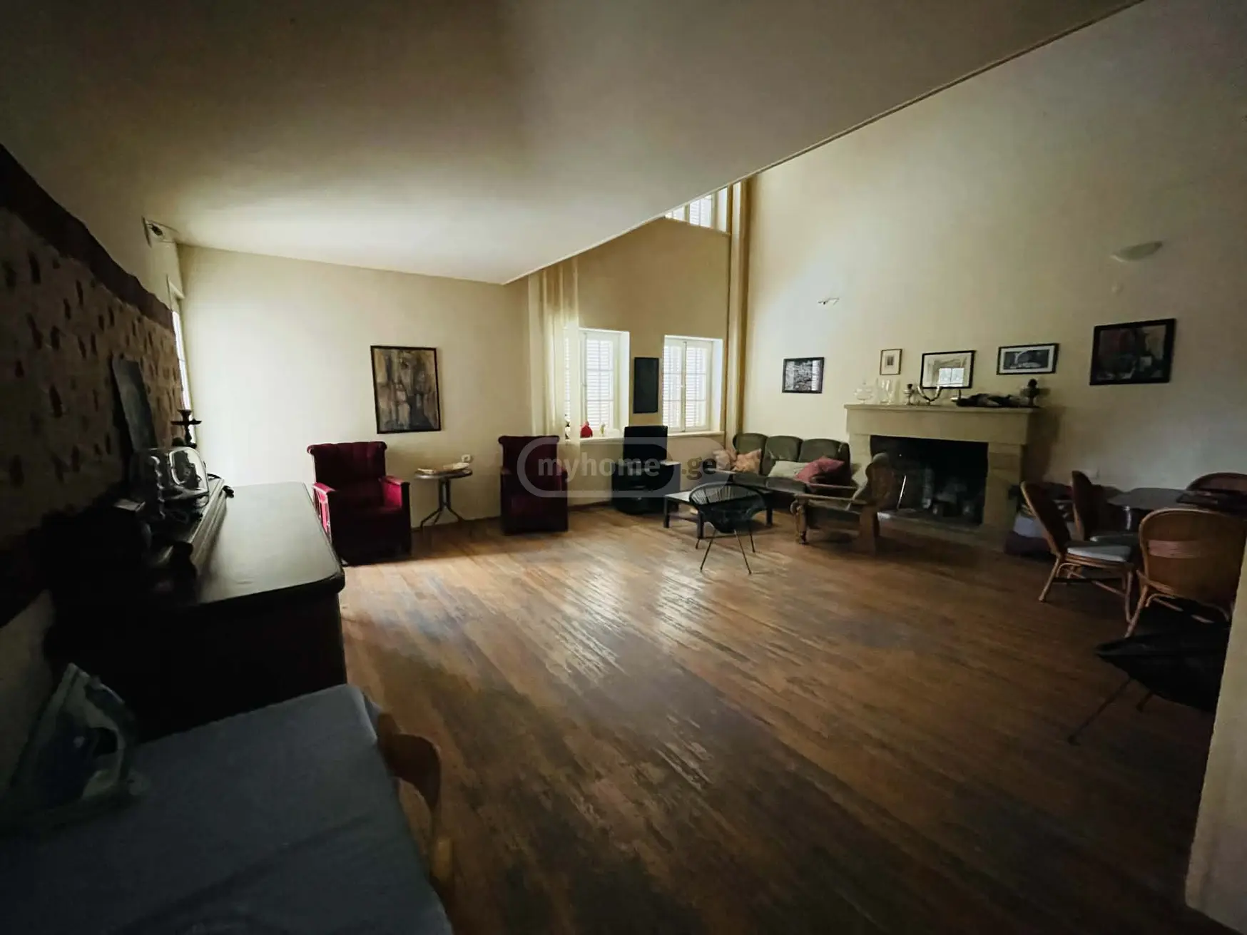 6 Room Country House For Sale view 2
