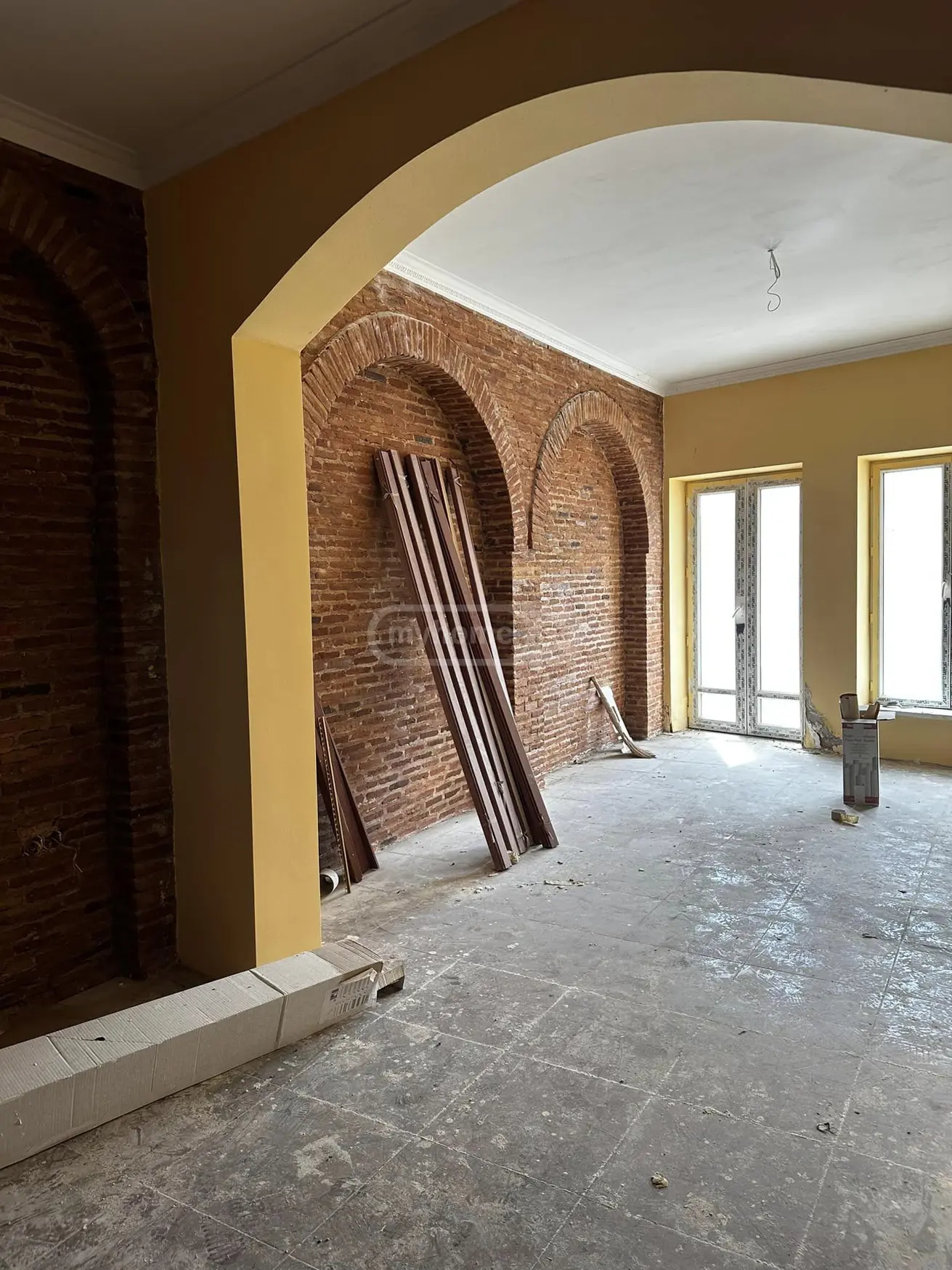 10+ Room Hotel For Sale In Signagi view 3