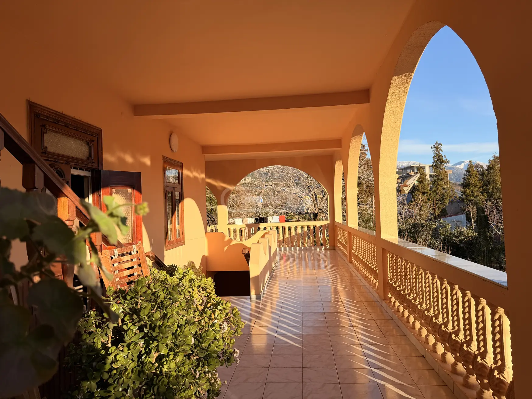9 Room Private House For Sale view 4