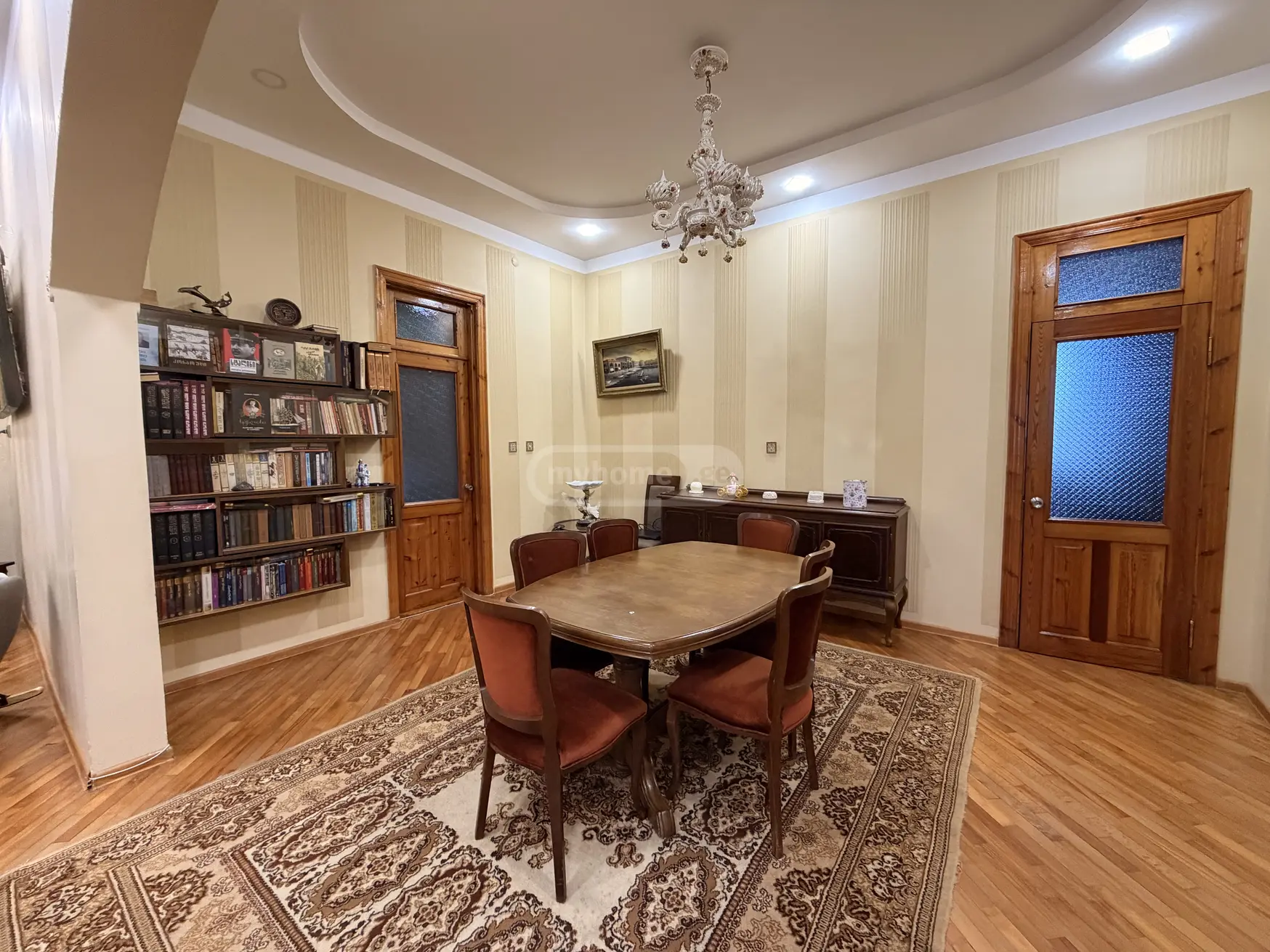 9 Room Private House For Sale view 8