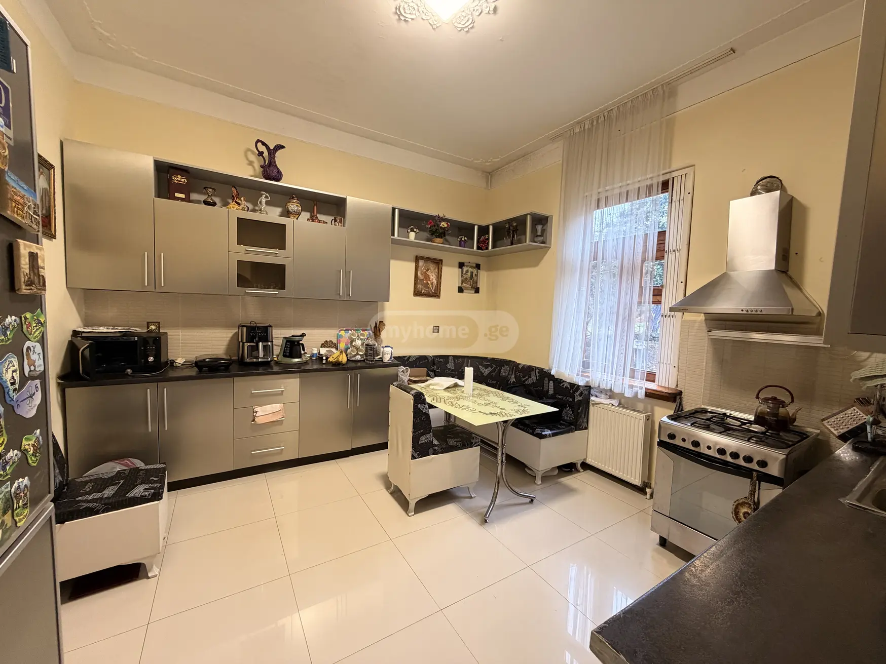 9 Room Private House For Sale view 15