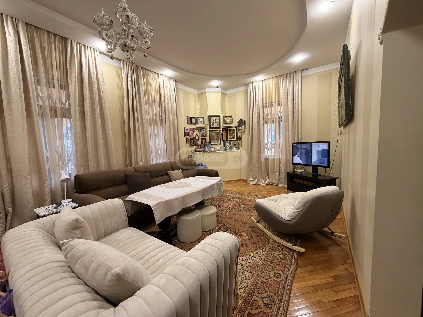 9 Room Private House For Sale view 7
