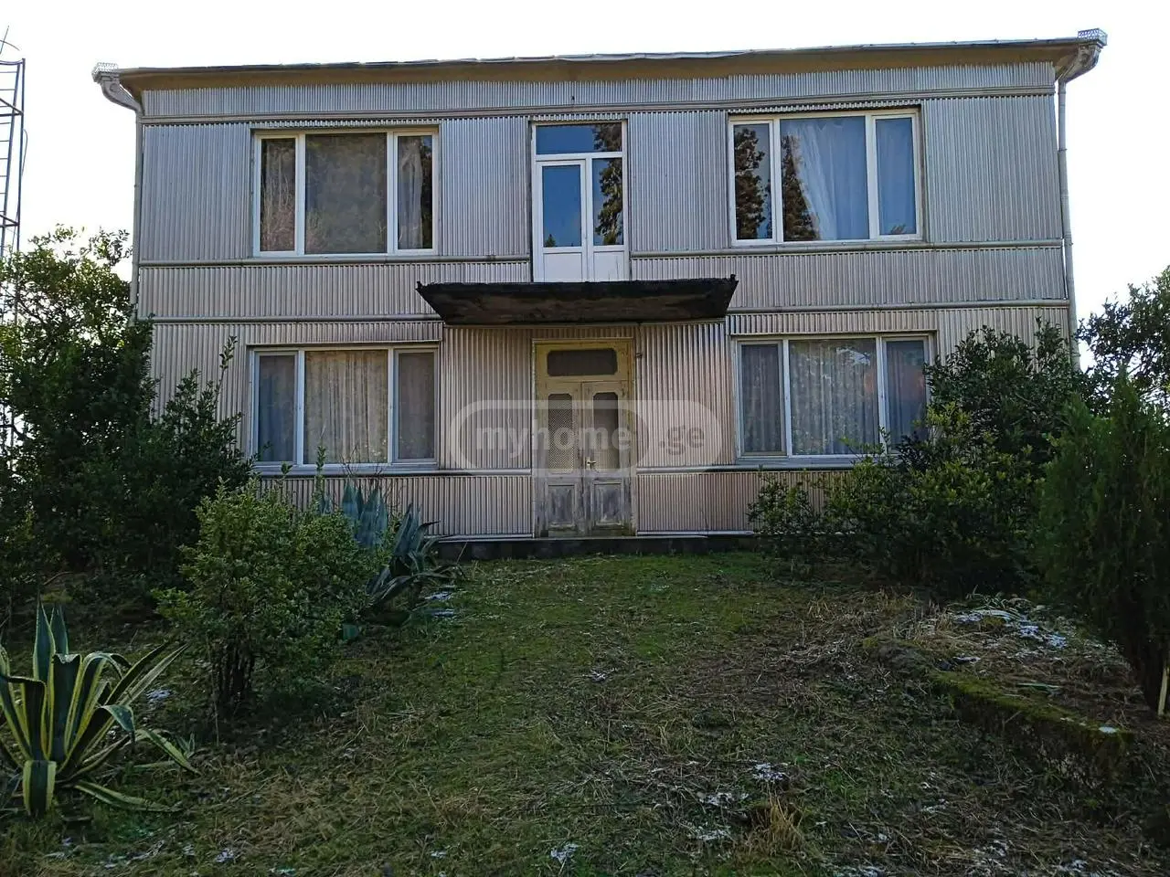 7 Room Private House For Sale view 1