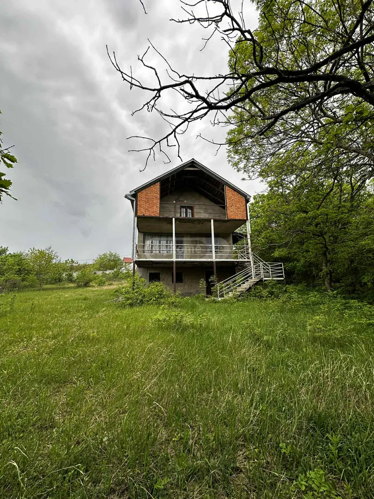 5 Room Country House For Sale view 1