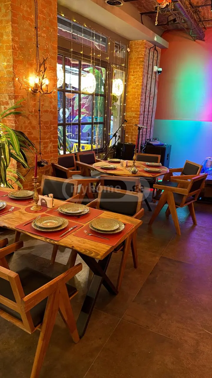 Full Building Commercial Area For Sale In Sololaki view 12