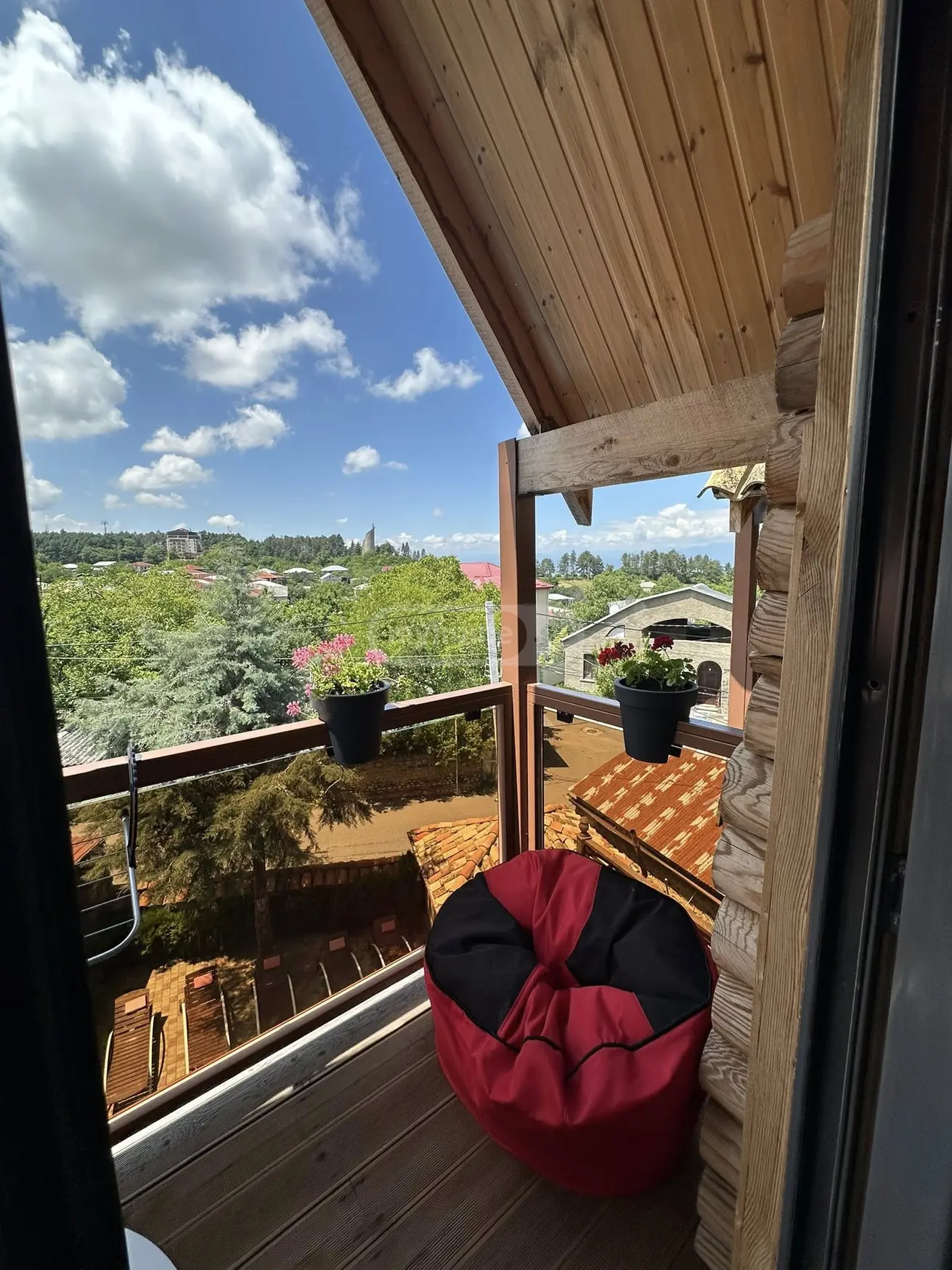 10+ Room Hotel For Sale In Telavi view 4