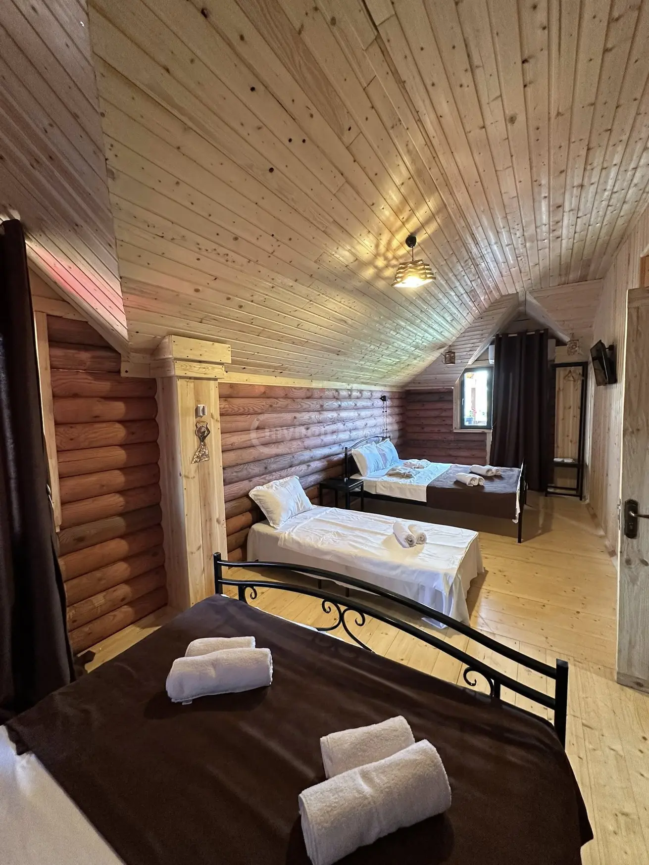 10+ Room Hotel For Sale In Telavi view 2
