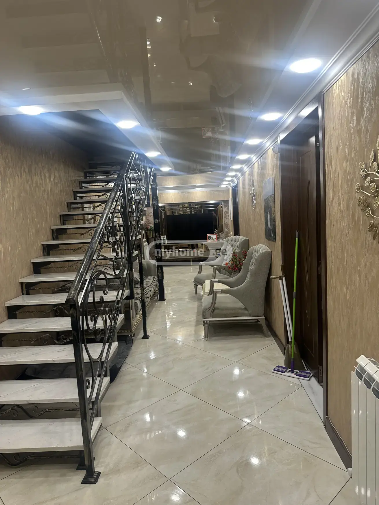 10+ Room Private House For Rent In Gldani view 11