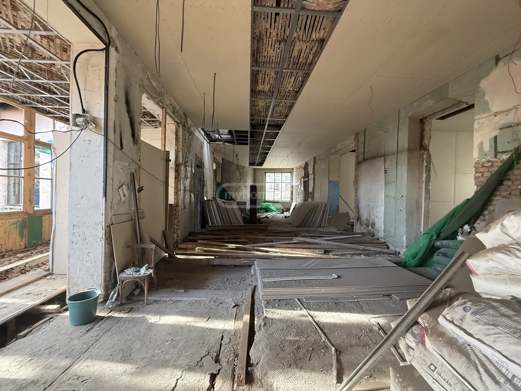 Universal Commercial Area For Sale In Sololaki view 10