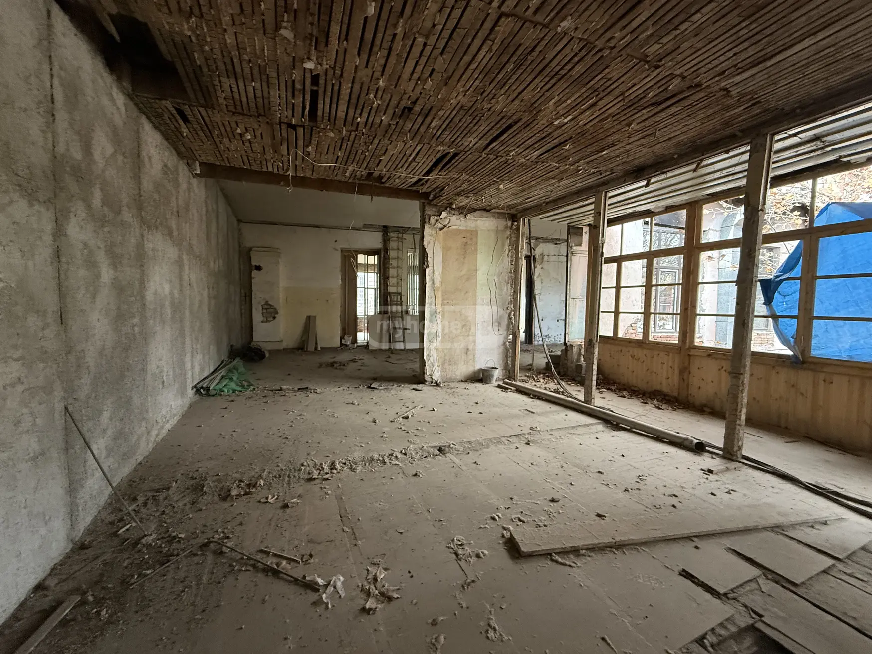 Universal Commercial Area For Sale In Sololaki view 7