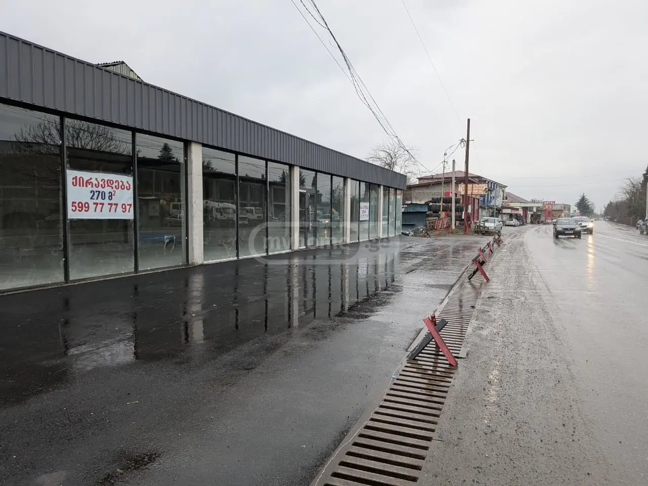 Universal Commercial Area For Rent In Zestaphoni view 1