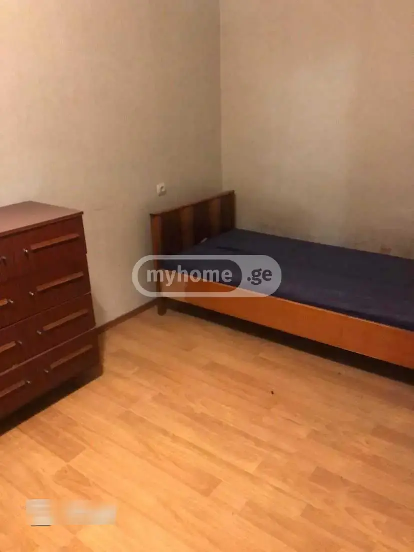 2 Room Private House For Sale view 4