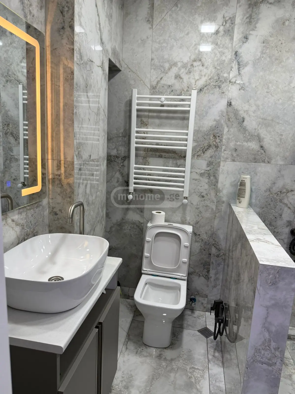 3 Room Apartment Daily Rent In Vazisubani view 9