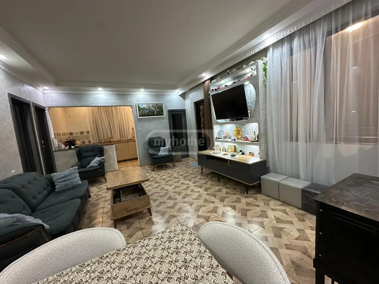 5 Room Private House For Sale view 6